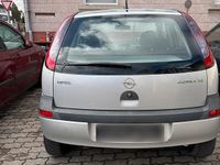 Gebraucht Opel Corsa 75 PS (55 kW) 2001 Silber Kleinwagen
