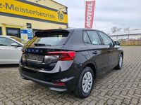 Neu Skoda Fabia 80 PS (58 kW) 2025 Schwarz Limousine