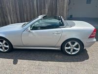 Second-hand Mercedes SLK200 Edition 163 CP (119 kW) 2002 Argintiu Cabrio