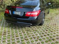 Gebraucht Mercedes E350 265 PS (194 kW) 2011 Schwarz Coupé