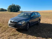 Gebraucht Skoda Octavia Scout Scout 4x4 160 PS (117 kW) 2011 Grau Kombi