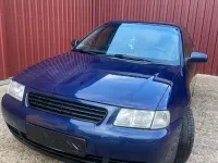 Używany Audi A3 Ambiente 101 KM (74 kW) 1998 Niebieski Hatchback