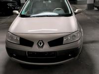 Gebraucht Renault Mégane II 82 PS (60 kW) 2007 Braun Limousine