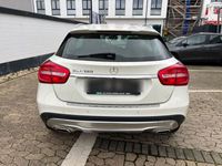 gebraucht Mercedes GLA180 Urban Urban/2.Hand/Navi/Klima/Xenon/SHZ