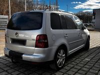 Gebraucht VW Touran 110 PS (80 kW) 2007 Silber Van / Kleinbus