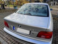 Second-hand BMW 520 150 CP (110 kW) 1999 Argintiu Berlinǎ