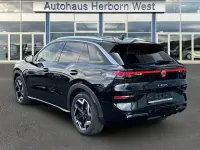 Gebraucht VW T-Roc R-line 150 PS (110 kW) 2026 Schwarz SUV