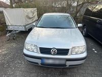 Gebraucht VW Bora 140 PS (102 kW) 1999 Silber Limousine