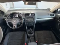Gebraucht VW Golf VI 105 PS (77 kW) 2013 Platinum grey metallic Kombi