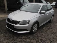 Gebraucht Skoda Fabia 75 PS (55 kW) 2015 Silber Limousine