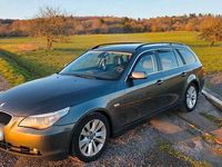 Gebraucht BMW 530 218 PS (160 kW) 2004 Grau Kombi