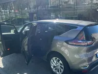 Gebraucht Renault Espace 160 PS (117 kW) 2017 Andere farben Van / Kleinbus