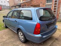 Gebraucht Ford Focus Futura 101 PS (74 kW) 2004 Blau Kombi