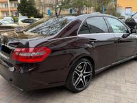 Gebraucht Mercedes E350 AMG 231 PS (169 kW) 2010 Braun Limousine