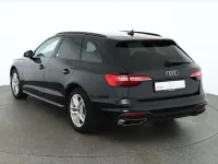 Używany Audi A4 Comfort 204 KM (150 kW) 2023 Czarny Kombi