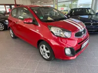 Gebraucht Kia Picanto Edition 7 69 PS (50 kW) 2013 Rot Kleinwagen