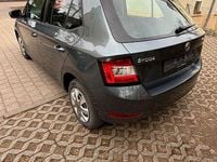 Gebraucht Skoda Fabia 75 PS (55 kW) 2018 Grau Limousine