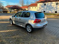 Gebraucht VW Golf V 90 PS (66 kW) 2004 Silber Kleinwagen