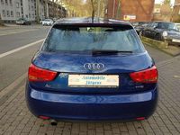 Używany Audi A1 Attraction 86 KM (63 kW) 2011 Niebieski Hatchback