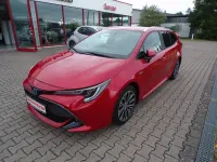 Gebraucht Toyota Corolla Team 122 PS (89 kW) 2020 Rot Kombi