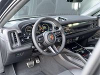 Neu Porsche Cayenne GTS 500 PS (367 kW) 2026 Schwarz SUV