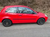 Gebraucht Ford Fiesta 2004 Rot Kleinwagen