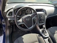 Second-hand Opel Astra 116 CP (85 kW) 2014 Albastru Break