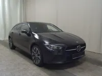 Gebraucht Mercedes CLA200 Shooting Brake Progressive 150 PS (110 kW) 2023 Schwarz Kombi