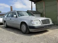 Gebraucht Mercedes E220 150 PS (110 kW) 1994 Kombi