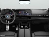 Neu BMW 530e iPerformance 299 PS (219 kW) 2026 Oxidgrau ii metallic Limousine