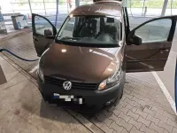 Gebraucht VW Caddy Trendline 105 PS (77 kW) 2012 Braun Van / Kleinbus