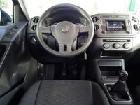 Gebraucht VW Tiguan Trendline 110 PS (80 kW) 2016 Grau metallic SUV