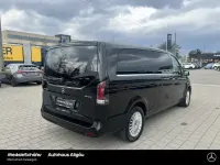 Gebraucht Mercedes V300 Avantgarde 237 PS (174 kW) 2025 Obsidianschwarz Van / Kleinbus