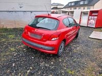 Gebraucht Peugeot 207 75 PS (55 kW) 2010 Rot Kleinwagen