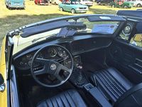 Gebraucht MG B 63 PS (46 kW) 1979 Gelb Cabrio