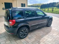 Gebraucht Skoda Yeti Ambition 117 PS (86 kW) 2013 Schwarz SUV