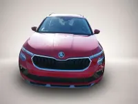 Neu Skoda Kamiq Selection 150 PS (110 kW) 2026 Rot SUV
