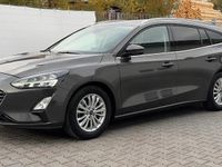 Gebraucht Ford Focus Titanium 120 PS (88 kW) 2020 Grau Kombi