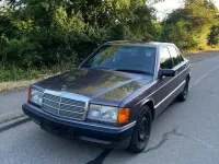 Gebraucht Mercedes 190 75 PS (55 kW) 1991 Violet Limousine