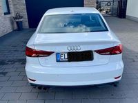 Gebraucht Audi A3 Ambiente 150 PS (110 kW) 2017 Weiß Limousine