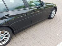 Gebraucht BMW 316 Advantage 116 PS (85 kW) 2015 Schwarz Kombi