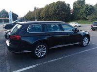 Gebraucht VW Passat Highline 179 PS (131 kW) 2018 Schwarz Kombi