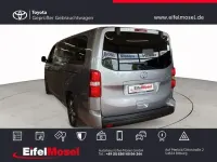 Gebraucht Toyota Proace Verso Club 177 PS (130 kW) 2024 Silver metallic Kombi