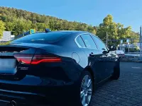 Gebraucht Jaguar XE 250 PS (183 kW) 2020 Blau Limousine