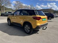 Gebraucht Suzuki Vitara Comfort 129 PS (94 kW) 2020 Gelb SUV