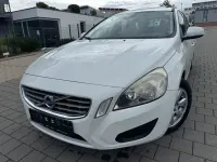 Gebraucht Volvo V60 Kinetic 150 PS (110 kW) 2011 Weiß Kombi