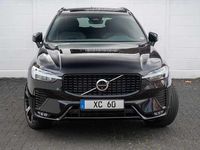 Gebraucht Volvo XC60 Plus 250 PS (183 kW) 2022 Onyx black SUV