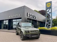 Neu Land Rover Defender HSE Dynamic 426 PS (313 kW) 2026 Woolstone green SUV