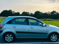 Gebraucht Kia Rio Silver 97 PS (71 kW) 2006 Silber Kleinwagen