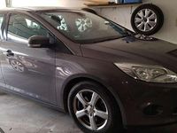 Gebraucht Ford Focus SYNC Edition 140 PS (102 kW) 2014 Grau Kombi